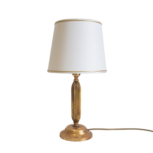 Abat-jour in legno dorato con paralume bianco con decorazione in oro