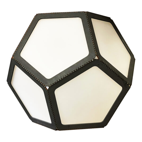Lampada da tavolo dodecaedro in legno grigio scuro e plexiglass opalino