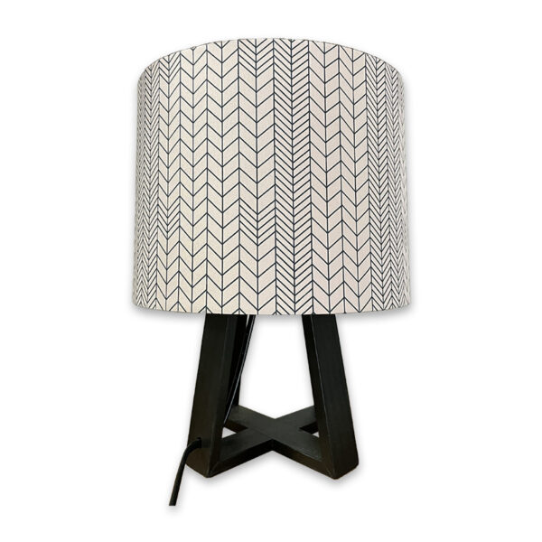 Lampada da tavolo Ikea Lakafors con base nera