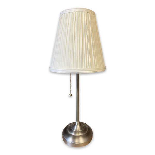 Lampada da tavolo Astrid Ikea in allumino