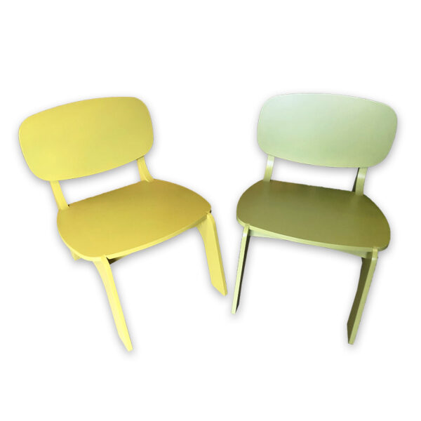 Poltroncine in legno "extra large" verdi