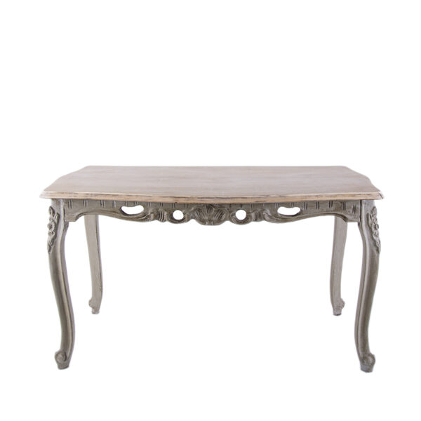 Tavolino country con struttura in legno