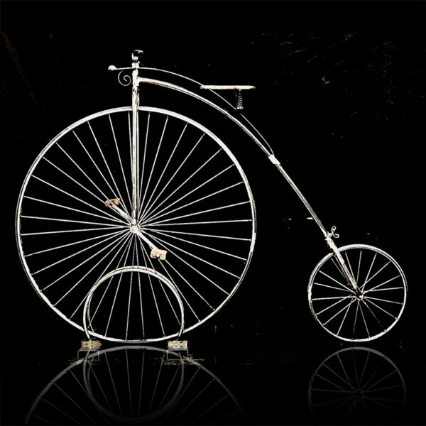 Velocipede d'arredo artigianale