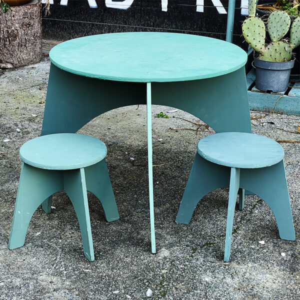 Set tavolino con 2 sedute verde acqua