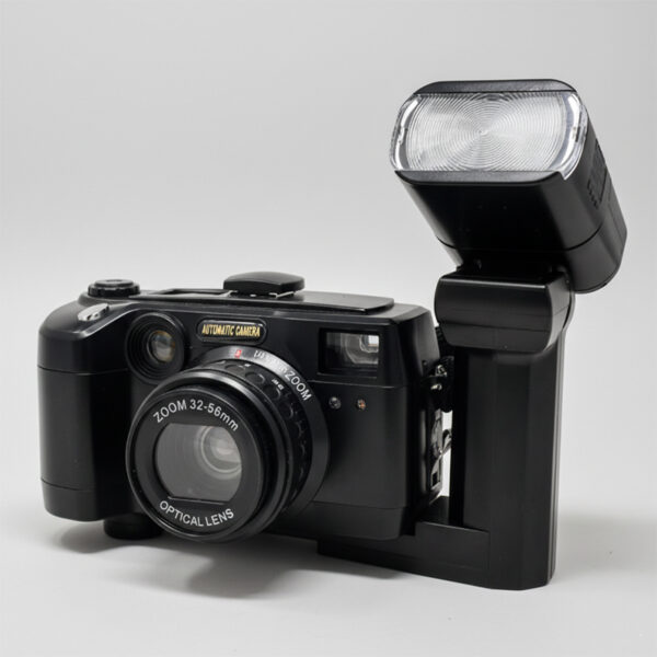 Fotocamera 35mm Automatic Camera power zoom anni '90 nera