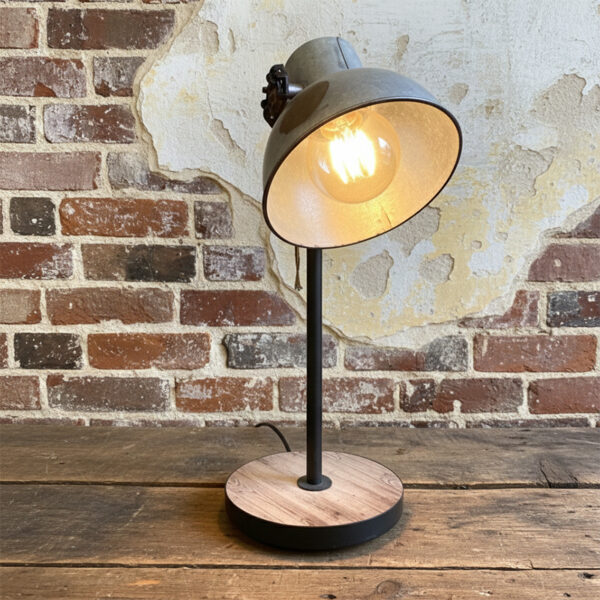 Lampada rustico/moderna in alluminio